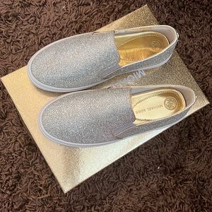 Micheal KORS Keaton Slip On Logo Womens Size 8